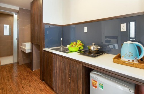 Ngu Hanh Son Hotel | Delfino Hotel and Apartment Da Nang