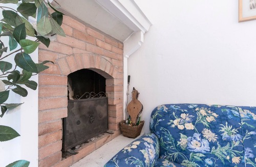 Cavaion Veronese Apartment | 'Delicious House Michelangelo' Apartment with Shared Garden, Wi-Fi & Air Conditioning