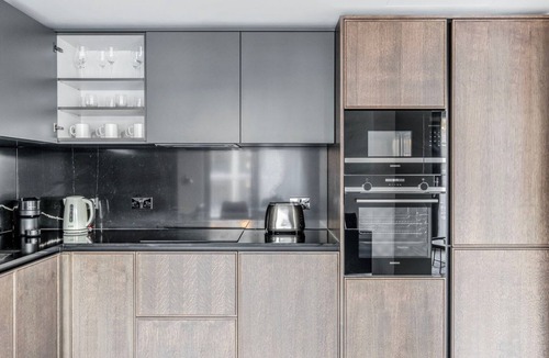 Clerkenwell Apartment | Delightful Farringdon 1BR w/Pool, nr Station & Dining, by Blueground