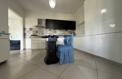 Tortoreto Lido Apartment | Detached apartment private garden facing the sea
