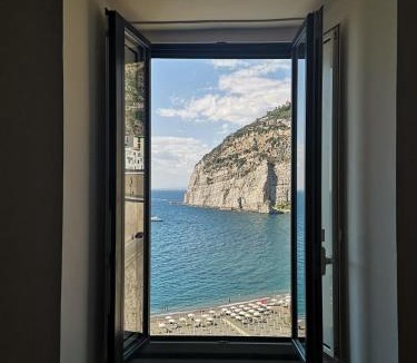 Meta Apartment | Dipintodazzurro, appartamento sul mare di Sorrento