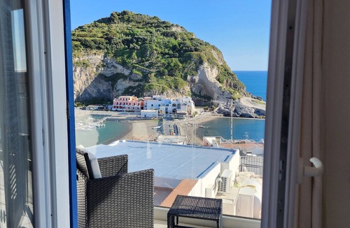 Sant'Angelo Apartment | Divina Seaside Suite Sant'Angelo d'Ischia