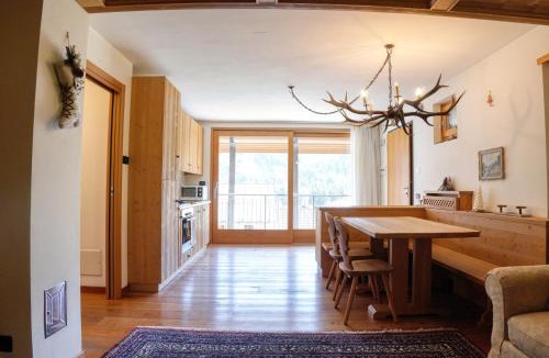 Vodo Cadore Apartment | Dolomites Mountain Residence - Cozy Alpine Chalets with Private Parking