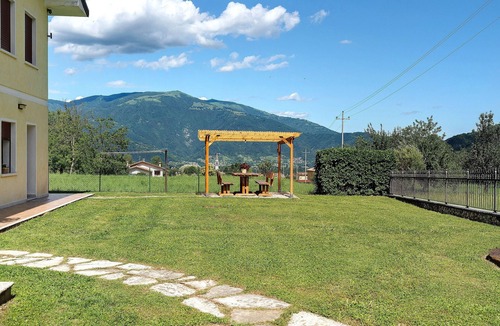 Alano di Piave Apartment | Dolomites Room with Mountain View, Wi-Fi and Air Conditioning