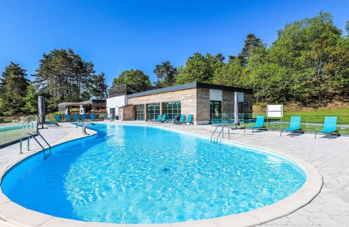 Meyrignac-l'Eglise House | Domaine des Monédières - Chalet 6 pax by Interhome