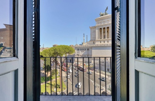 Rome City Centre Apartment | Domus Arae Coeli - luxury penthouse piazza venezia