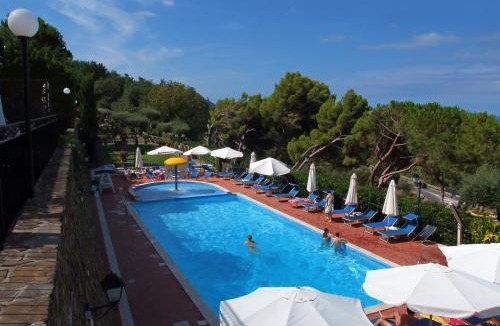 Santa Maria di Castellabate Apartment | Domus Cilento - Family Residence con piscina