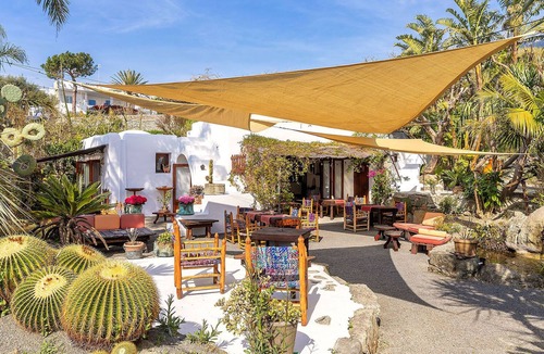 Forio Apartment | Domus Eco-lodge Villa Ravino Garden Ischia