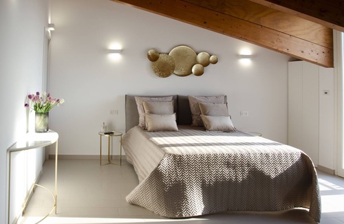 Sant'Egidio del Monte Albino House | Donna Elena Rooms