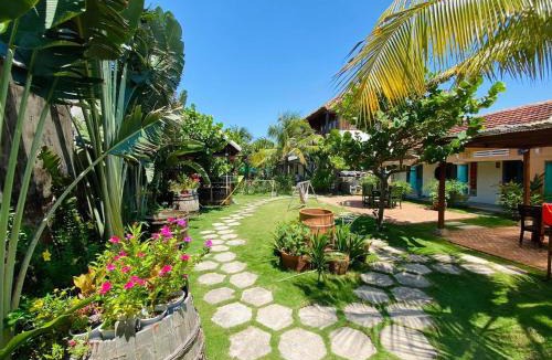 Dong Hoa House | Dreamville Beach Homestay