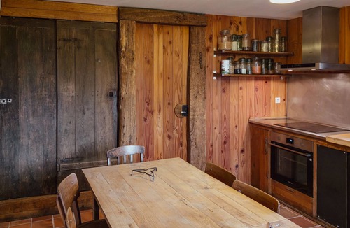 Faux-la-Montagne Villa | Echoes, Art House - Stay in Vassivière