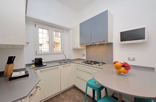 Quartiere XIII Aurelio Apartment | Elegant and large apartment with large balcony