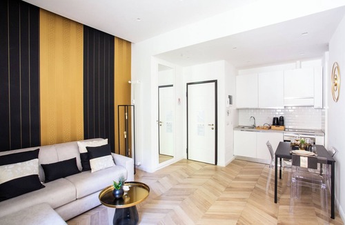 Quartiere XV Della Vittoria Apartment | Elegant apartment a 10-minute walk from Piazza del Popolo and Vatican