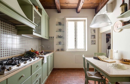 Asolo Apartment | Elegant Penthouse with Charming views in Asolo Historic Town