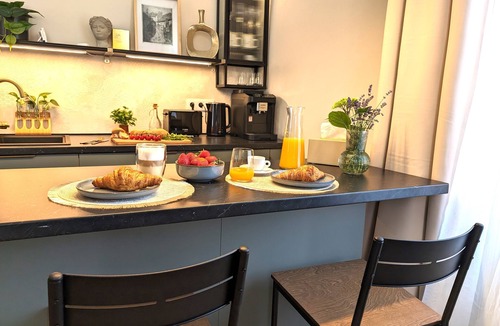 Historic Center Apartment | Elegant Studio in the Historic Center, AC, Quiet Area