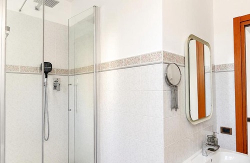 Rione III Colonna Apartment | Elegantis Campo Marzio Penthouse With Terrace - Elegance near Spanish Steps Trevi and Pantheon