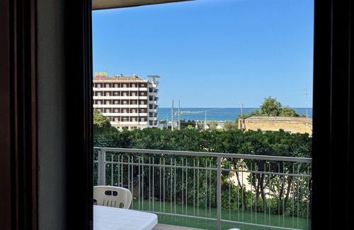 Lido Riccio Apartment | Elena's Home - Two Bedroom Apartment, Sleeps 4