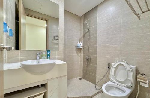District 9 Apartment | Emma House 5 - Rainbow 1BR Vinhomes Grand Park Q9
