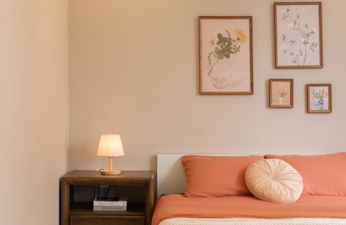 Hang Trong Villa | Entire 4BR House Central 2 Min to Hoan Kiem Lake St Joseph Cathedral