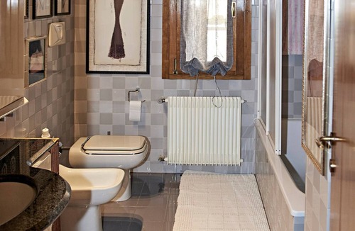 Castelfranco Veneto Apartment | Entire accommodation in Castelfranco Veneto