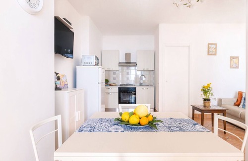 Nocelle Apartment | Estate4home - Casa Satriano