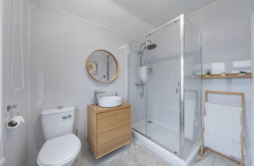 Alibon Apartment | Esther's Place Apartment