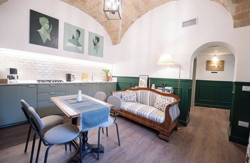 Tarquinia Apartment | Etruskings Holiday Home is a place where the past meets the present.