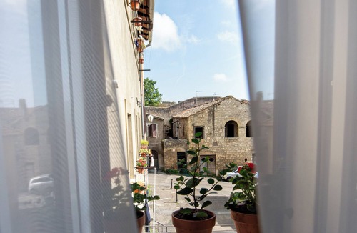 Tarquinia Apartment | Etruskings Holiday Home is a place where the past meets the present.