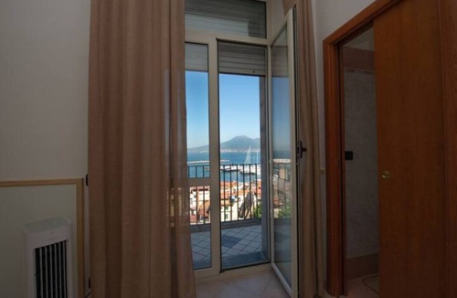 Castellammare di Stabia House | Exclusive panoramic rooms near Sorrento Pompeii