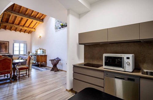 Monteriggioni Apartment | Exclusive Mansion between History and Nature - 10' from Siena
