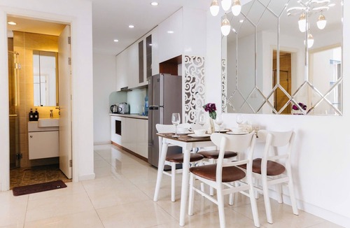 Trung Hoa Nhan Chinh Apartment | Executive 2BR Apartment | Vinhomes D’Capitale, Tran Duy Hung