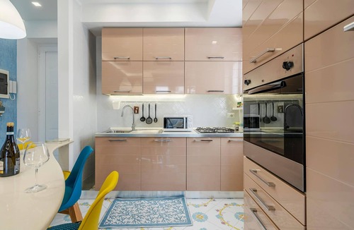 Lacco Ameno Apartment | Fabulous apartment right on the sea.