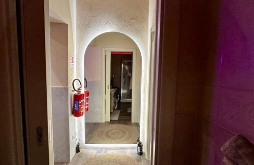 Naples Apartment | Falco Deluxe Home - Naples Airport & Town