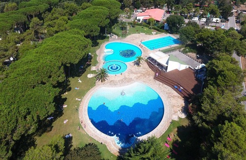 Baia Domizia Ski Chalet | Family Chalet in Baia Domizia