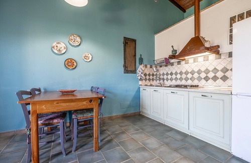 Manciano Other | Farmhouse 'Acqua - Agriturismo La Svolta' with Shared Garden, Wi-Fi and Air Conditioning