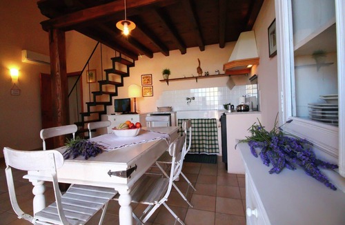 Montalto di Castro House | Farmhouse in Montalto near the Sea