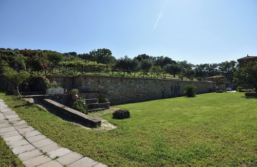 Perdifumo House | Farmhouse with infinity pool. Ideal for groups.