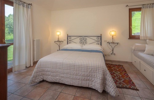 Doglio House | Fattoria di Vibio, Majestic farmhouse nestled in nature with pool and SPA