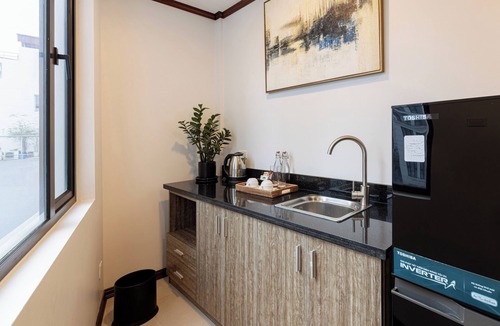 Truc Bach Hotel | Flower Garden Hotel