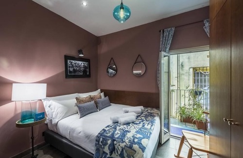 Campitelli House | Fontana di Trevi Luxury Nest