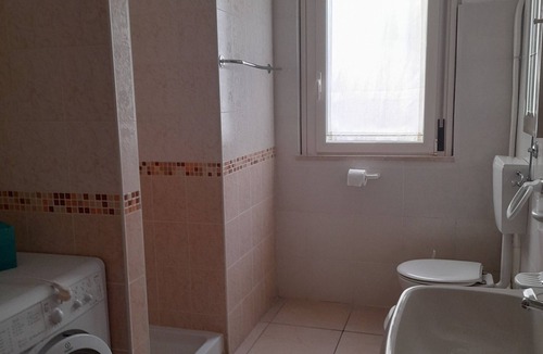Tortoreto Lido Apartment | Four-room apartment with sea view 30 m from the beach
