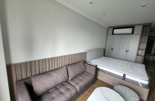 Hoang Mai Apartment | FunHome
