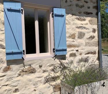 Sussac House | Gîte Maison du Trottoir, Sussac