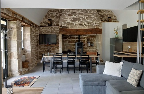 Peret-Bel-Air House | Gîte Theillac - Maison au calme avec beau jardin