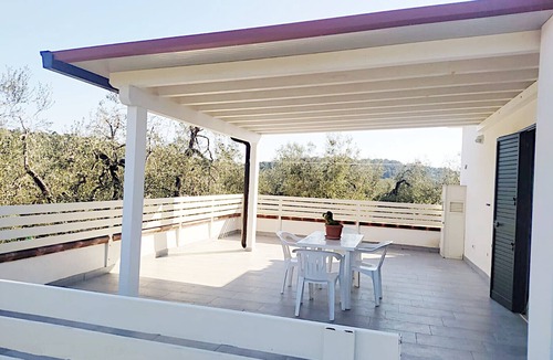 Montincello Apartment | Günstig, Neue Wohnung in Ruhigen Olivenhain. Nur 3 km vom Strand Entfernt