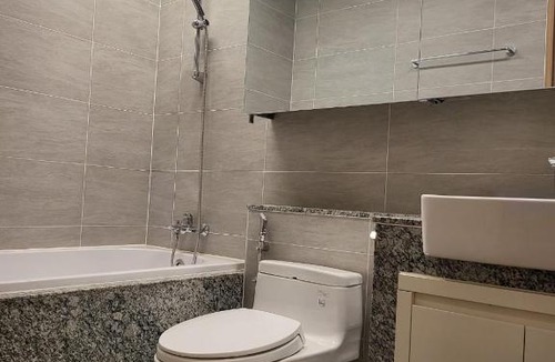 Cau Giay Apartment | Gần Hồ Tây Urban Area Starlake 2Brs Anstay