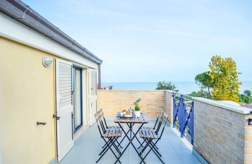 Foggetta Apartment | G.Bay C28 - Second floor apartment with balcony and hill view