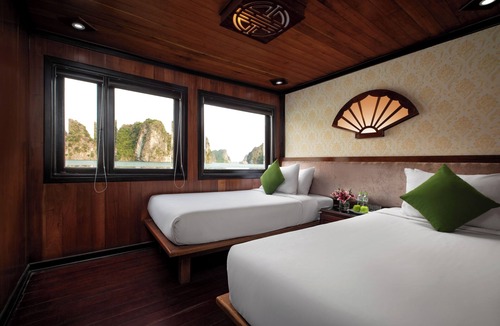 Bai Chay Bed & Breakfast | Garden Bay Classic