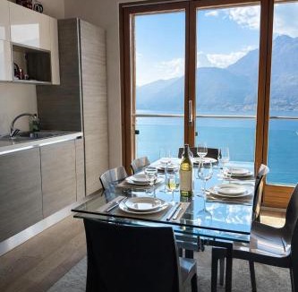 Quartiere XXIV Don Bosco Apartment | Gardenia stunning lake view