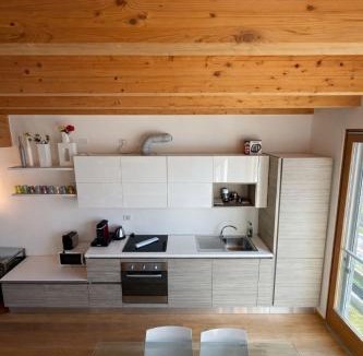 Quartiere XXIV Don Bosco Apartment | Gardenia stunning lake view